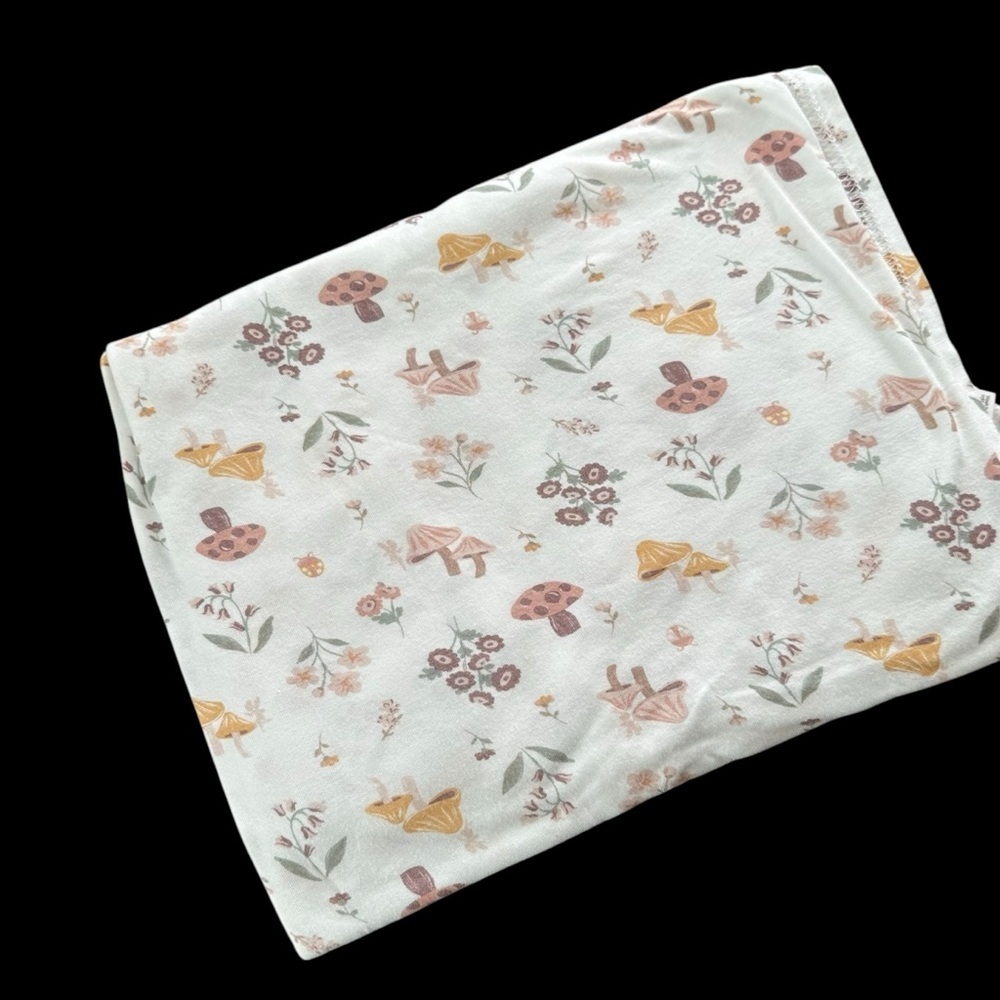 Milkberry 36”‎ X 40” Mushroom Floral Bamboo Swaddle Baby Blanket Blankie Ladybug